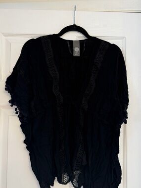 Vince Camuto Black Crochet-Trim Open Front Women's cover up top
